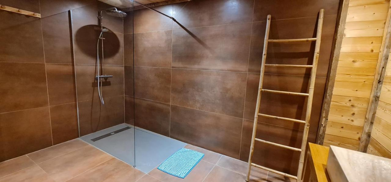 Chambres D'Hotes Le Repere Des Anges Et Spa Larnod Exterior foto